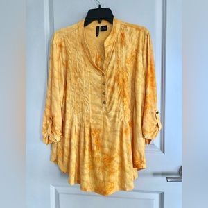 New Directions size XL yellow gold blouse